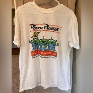 Toy Story / Pizza Planet T-Shirt never worn